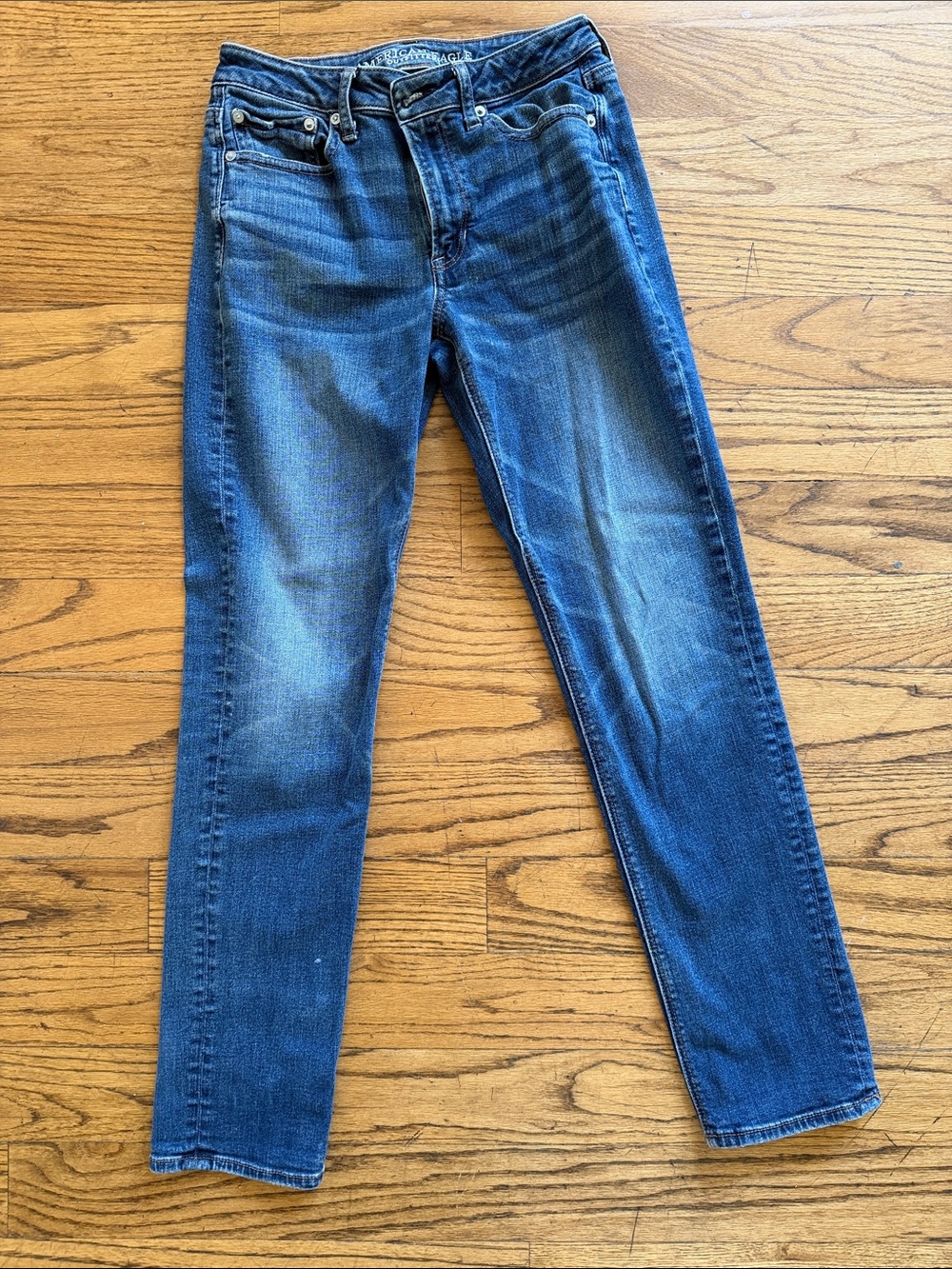 American Eagle Outfitters Hi-Rise Slim Jeans in Medium Blue Wash